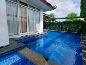 villa cakep di batu hanya 300 m dari wisata jatim park, kondisi aktif laris dan view istimewa lokasi di Batu Kota, tersedia melalui melalui situs Olx