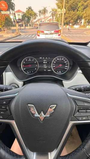 Jual bekas Wuling Almaz 2019 Bensin,lokasi di Tangerang Selatan Kota