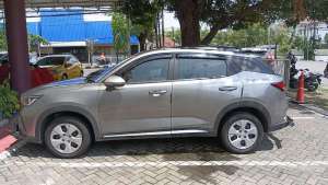 Jual bekas Wuling Alvez 2025 Bensin,lokasi di Surabaya Kota