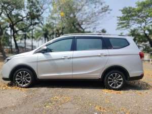 Jual bekas Wuling Cortez 2019 Bensin,lokasi di Bekasi Kota
