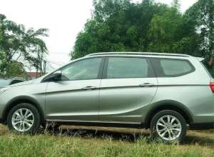 Jual bekas Wuling Cortez 2023 Bensin,lokasi di Bekasi Kota