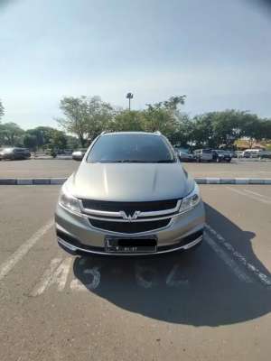 Jual bekas Wuling Cortez TLux 1.5 Turbo 2021 Captain seat,lokasi di Surabaya Kota