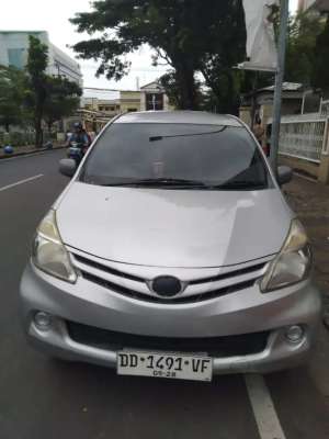 Jual bekas Xenia Li 1000cc,lokasi di Makassar Kota