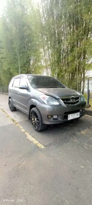 Jual bekas Xenia xi 2010 metik,lokasi di Tangerang Kab.