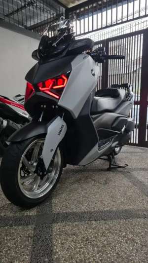 Jual bekas Xmax 2023 conected,lokasi di Bandung Kota