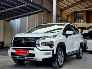 Jual bekas XPANDER CROSS PREMIUM 2022 KM LOW ISTIMEWAAA,lokasi di Jakarta Timur