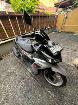 Jual bekas Yamaha aerox 2023,lokasi di Depok Kota