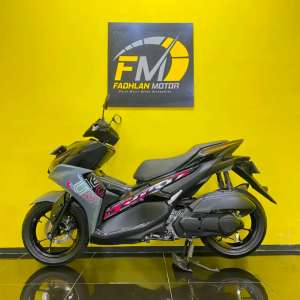 Jual bekas Yamaha Aerox Tahun 2024 Km low Kunci Lengkap,lokasi di Depok Kota