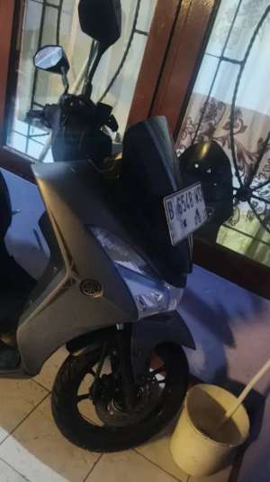 Jual bekas Yamaha lexi 2018,lokasi di Tangerang Selatan Kota
