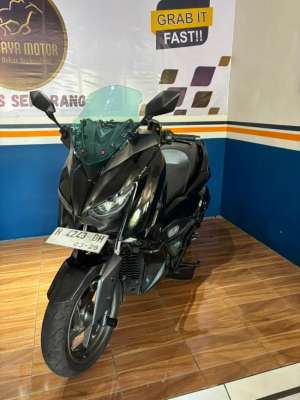 Jual bekas Yamaha Xmax Connected 2018,lokasi di Semarang Kota