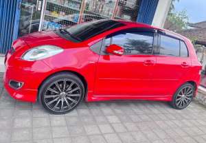 Jual bekas yaris 2011 matic,lokasi di Tabanan Kab.