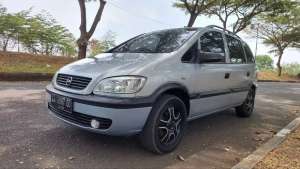 Jual bekas Zafira Nyaman, siap Jalan,lokasi di Karawang Kab.