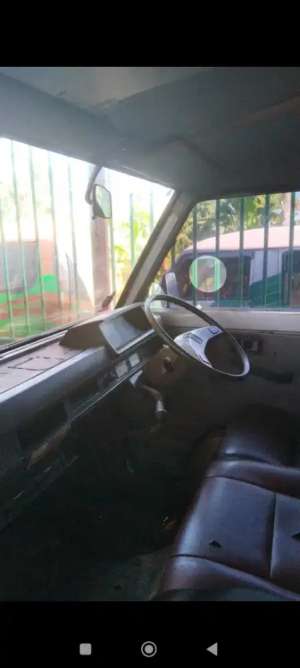 Jual bekas 2007 Mitsubishi L300 Station Morodadi 8 Seat,lokasi di Surabaya Kota