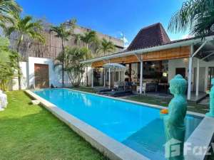 4 Bedroom Villa for sale in Seminyak, Bali lokasi di Kab. Badung, tersedia melalui melalui situs Olx