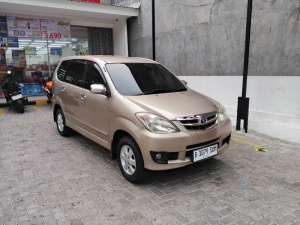 Jual bekas AVANZA G 2011 MANUAL ORI LUAR DALAM SIAP PAKAI,lokasi di Depok Kota