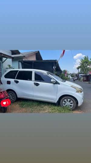 Jual bekas Avanza th 2013 type e pjak of 1th,lokasi di Banjarmasin Kota