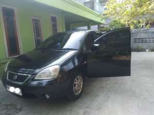 Jual bekas Baleno Next G 2004 AT Hitam,lokasi di Purworejo Kab.