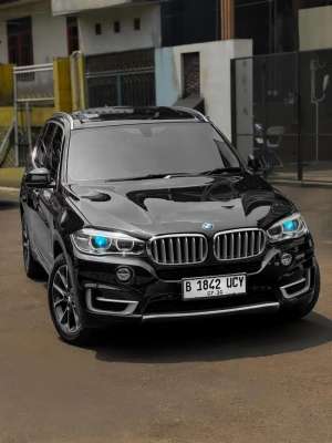 Jual bekas BMW X5 2017 Bensin,lokasi di Surabaya Kota