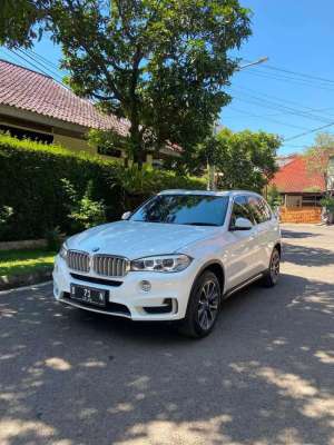 Jual bekas BMW X5 2017 Bensin,lokasi di Bandung Kota