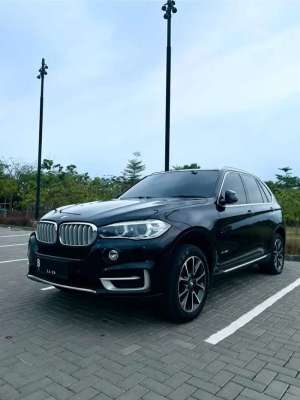 Jual bekas BMW X5 2017 Bensin,lokasi di Tangerang Kab.