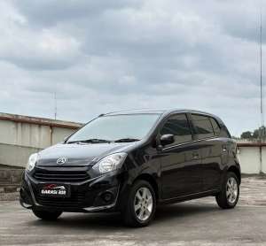 Jual bekas Daihatsu Ayla 1.0 D Manual Tahun 2022 Warna Hitampajak 02-2027 km 83,lokasi di Jakarta Selatan