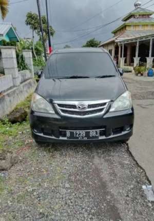 Jual bekas Daihatsu Xenia 2011 Bensin,lokasi di Tangerang Kota