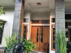 Di jual cepat rumah Taman Royal 3 Cipondoh Tangerang lokasi di Tangerang Kota, tersedia melalui melalui situs Olx
