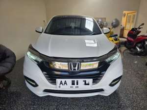 Jual bekas Di Jual HRV Prestige 1.8 AT,lokasi di Magelang Kab.