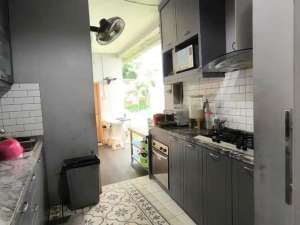 di jual rumah bagus pondok aren lokasi di Tangerang Kota, tersedia melalui melalui situs Olx
