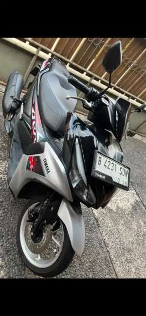 Jual bekas DIJUAL CEPAT YAMAHA AEROX X Tahun 2023 Second Rasa Baru,lokasi di Depok Kota