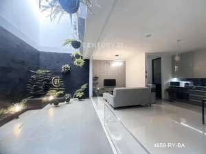 Dijual Rumah Bagus Strategis Di Kawasan Bintaro lokasi di Tangerang Selatan Kota, tersedia melalui melalui situs Olx