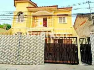 Dijual Rumah di Pondok Cabe, Tangerang Selatan lokasi di Depok Kota, tersedia melalui melalui situs Olx