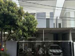 Dijual Rumah Duta Garden Cluster Beverly Hills Kota Tangerang lokasi di Tangerang Kota, tersedia melalui melalui situs Olx