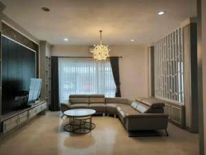 dijual rumah golf island pik8x20 lokasi di Jakarta Utara, tersedia melalui melalui situs Olx