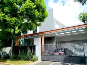 Dijual Rumah Mewah dalam Perumahan Area BSD Sektor XII Posisi Hook lokasi di Tangerang Selatan Kota, tersedia melalui melalui situs Olx