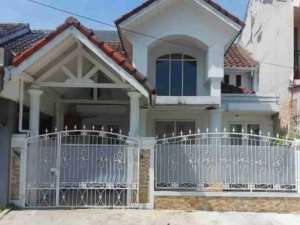 Dijual Rumah Royal 2 Cipondoh Kota Tangerang lokasi di Tangerang Kota, tersedia melalui melalui situs Olx