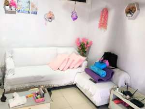 DIJUAL RUMAH SEMI FURNISHED HADAP TIMUR KALIDERES PERMAI lokasi di Jakarta Barat, tersedia melalui melalui situs Olx