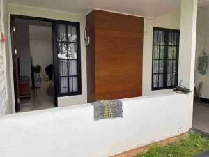 DISEWAKAN RUMAH SIAP HUNI RESIDENCE SERPONG CIATER TANGERANG SELATAN lokasi di Tangerang Selatan Kota, tersedia melalui melalui situs Olx