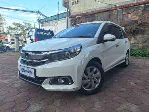 Jual bekas DP MURAH Honda Mobilio 1.5 S Bensin-MT 2018 Putih CKKKB,lokasi di Depok Kota