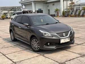 Jual bekas dp10Suzuki Baleno Hatchback at matik abu 2017 2018 2019,lokasi di Jakarta Barat
