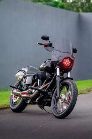 Jual bekas Dyna Streetbob FXDB,lokasi di Cirebon Kota