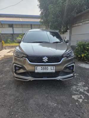 Jual bekas ERTIGA 2019 TYPE TERTINGGI,lokasi di Cirebon Kab.