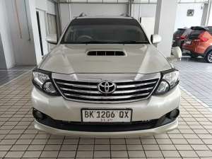 Jual bekas Fortuner Diesel 2013,lokasi di Medan Kota