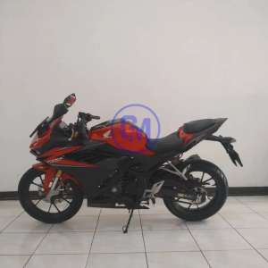 Jual bekas Honda CBR 150R Tahun 2024, Cash- Kredit,lokasi di Bandung Kota