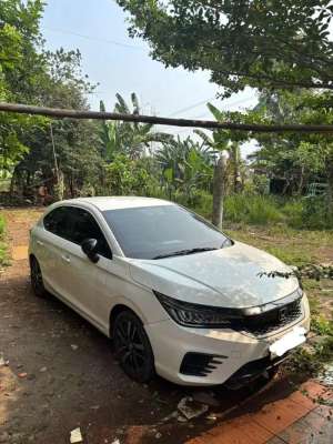 Jual bekas Honda City 2022 Bensin,lokasi di Bogor Kab.