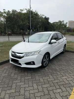Jual bekas Honda City E 2016 AT Matic Putih KM low banget,lokasi di Tangerang Selatan Kota