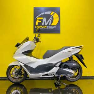 Jual bekas Honda PCX 160 ABS Tahun 2023 DP Ringan Angsuran Terjangkau,lokasi di Depok Kota