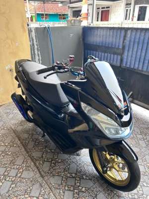 Jual bekas Honda PCX CBU 2017,lokasi di Tasikmalaya Kab.