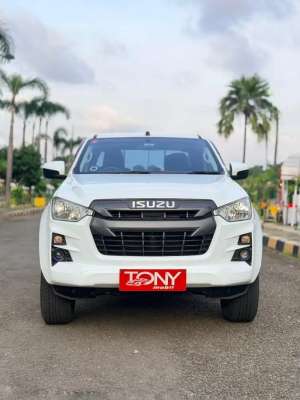 Jual bekas Isuzu D-Max Dobel Cabin 4x4 MT 2023 Putih,lokasi di Jakarta Selatan