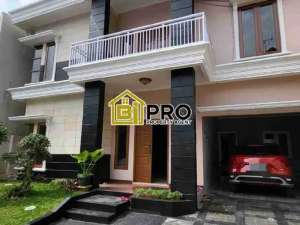 Jual Cepat Rumah mewah Cakep Terawat Puri Sriwedari Cibubur 5 menit LRT CIBUBUR lokasi di Jakarta Timur, tersedia melalui melalui situs Olx